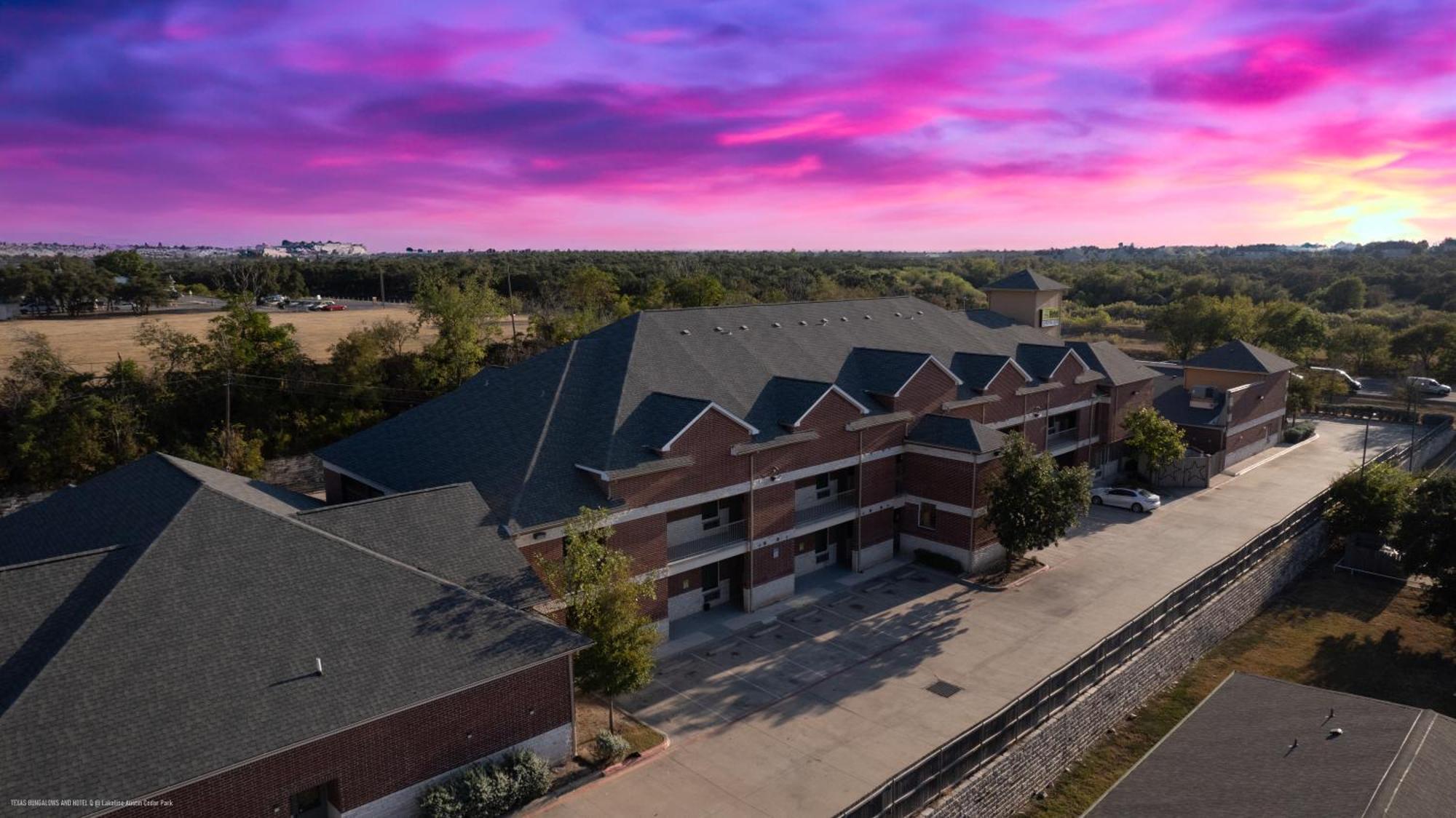 Texas Bungalows Hotel & Hotel Que At Lakeline Austin Cedar Park Exteriör bild